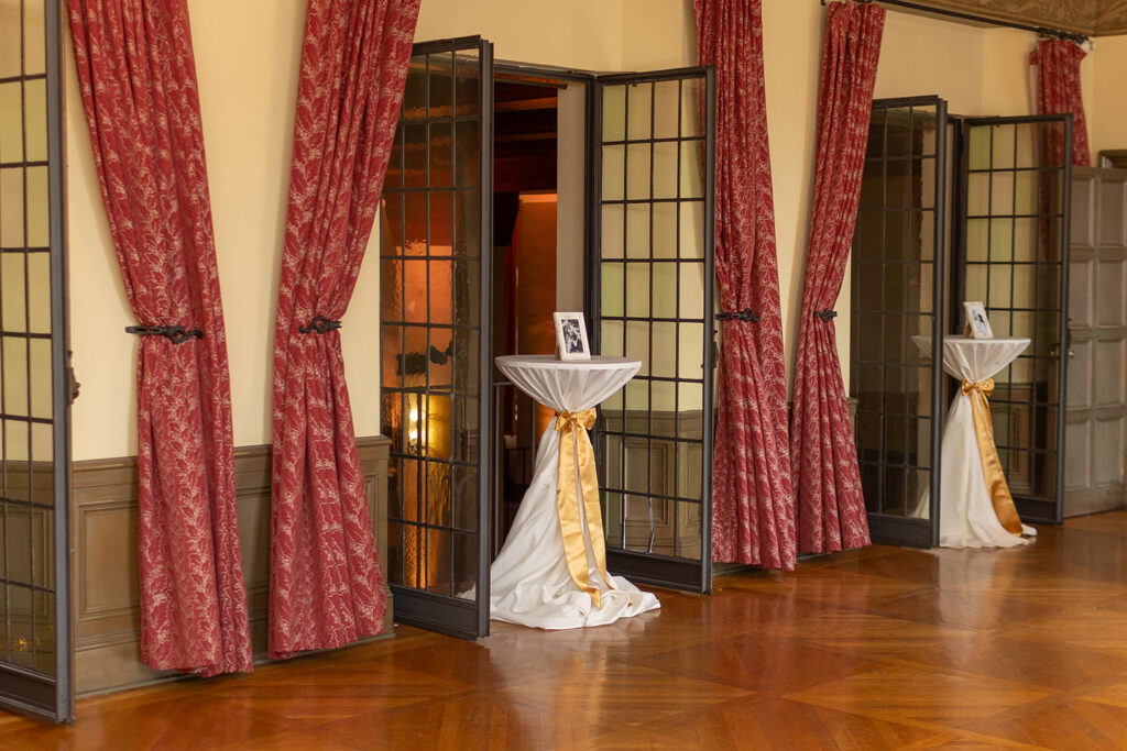 Ladies Parlor